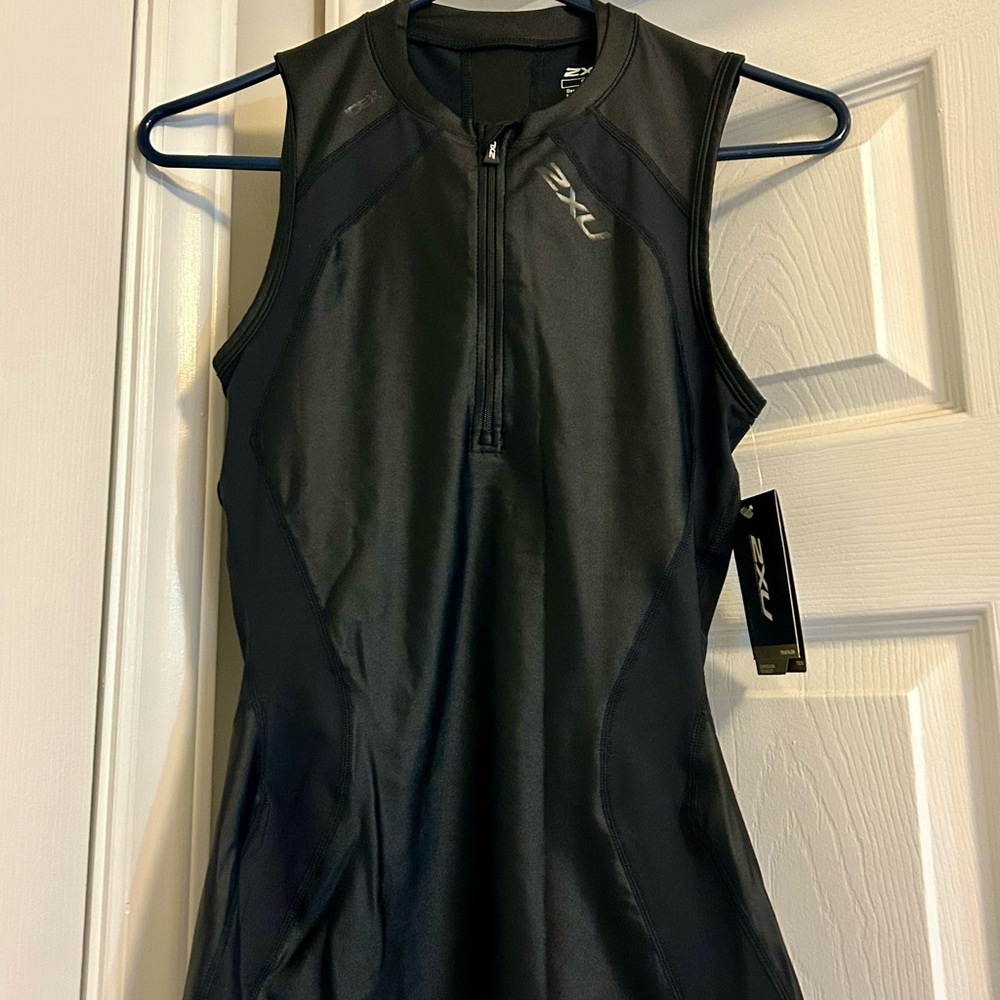 2XU Black Compression Singlet